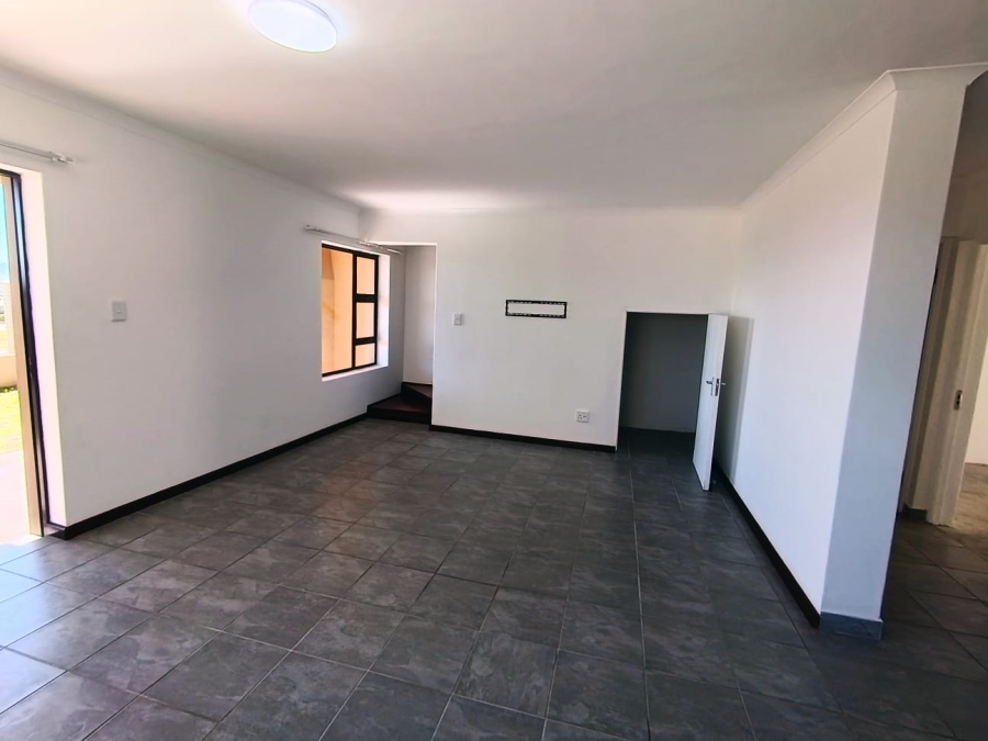 3 Bedroom Property for Sale in Heiderand Western Cape